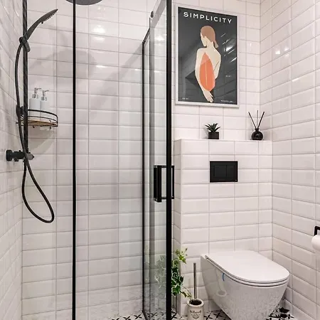 Apartment Quiet 1 Bd Old Town By Hostlovers