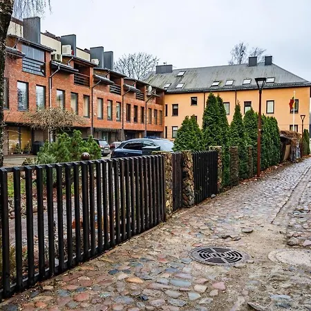 Quiet 1 Bd Old Town By Hostlovers Apartment *
